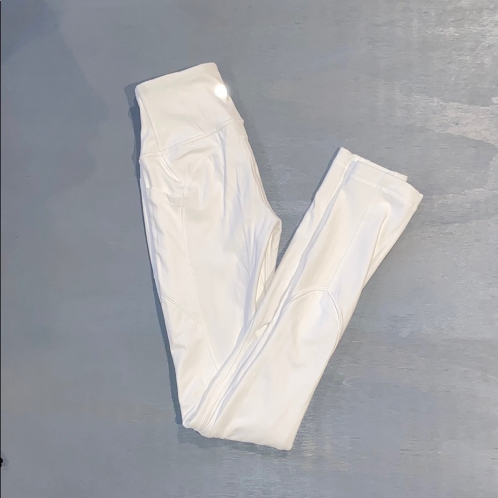 LULULEMON LONG PANT SIZE 2
